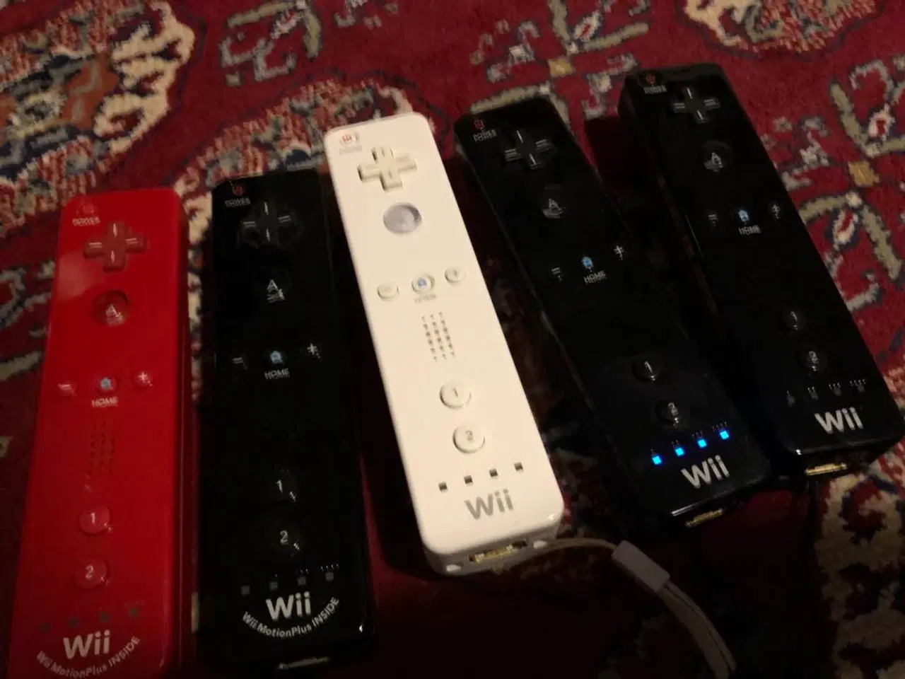 Billede 3 - Wii Controllere + tilbehør
