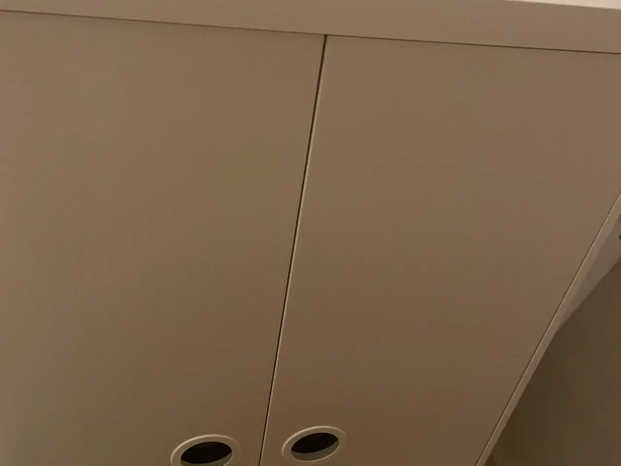 Billede 2 - Skab til børn fra Ikea 