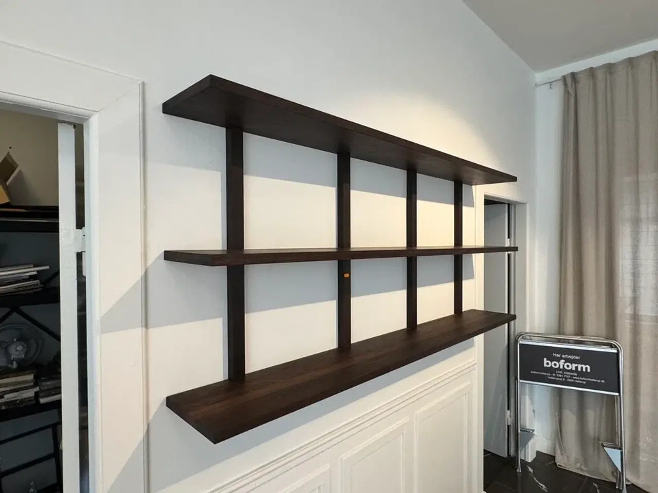 Billede 2 - Boform håndlavet reol i røget eg