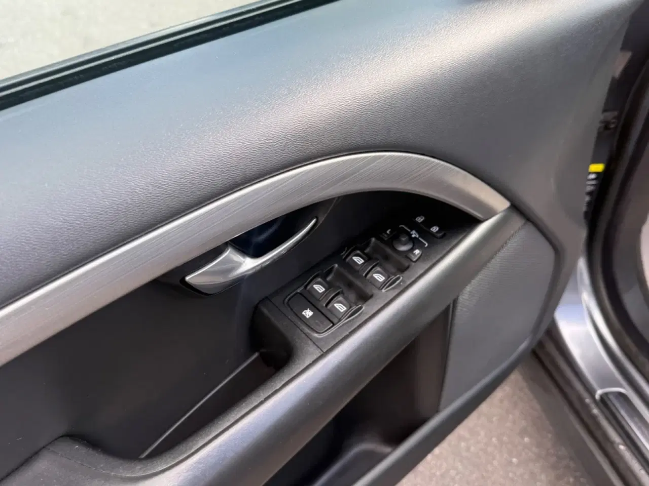 Billede 18 - Volvo V70 2,5 T Momentum aut.