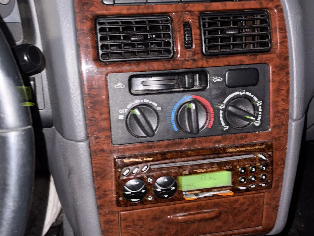 Billede 2 - Lav kilometer kun 114000