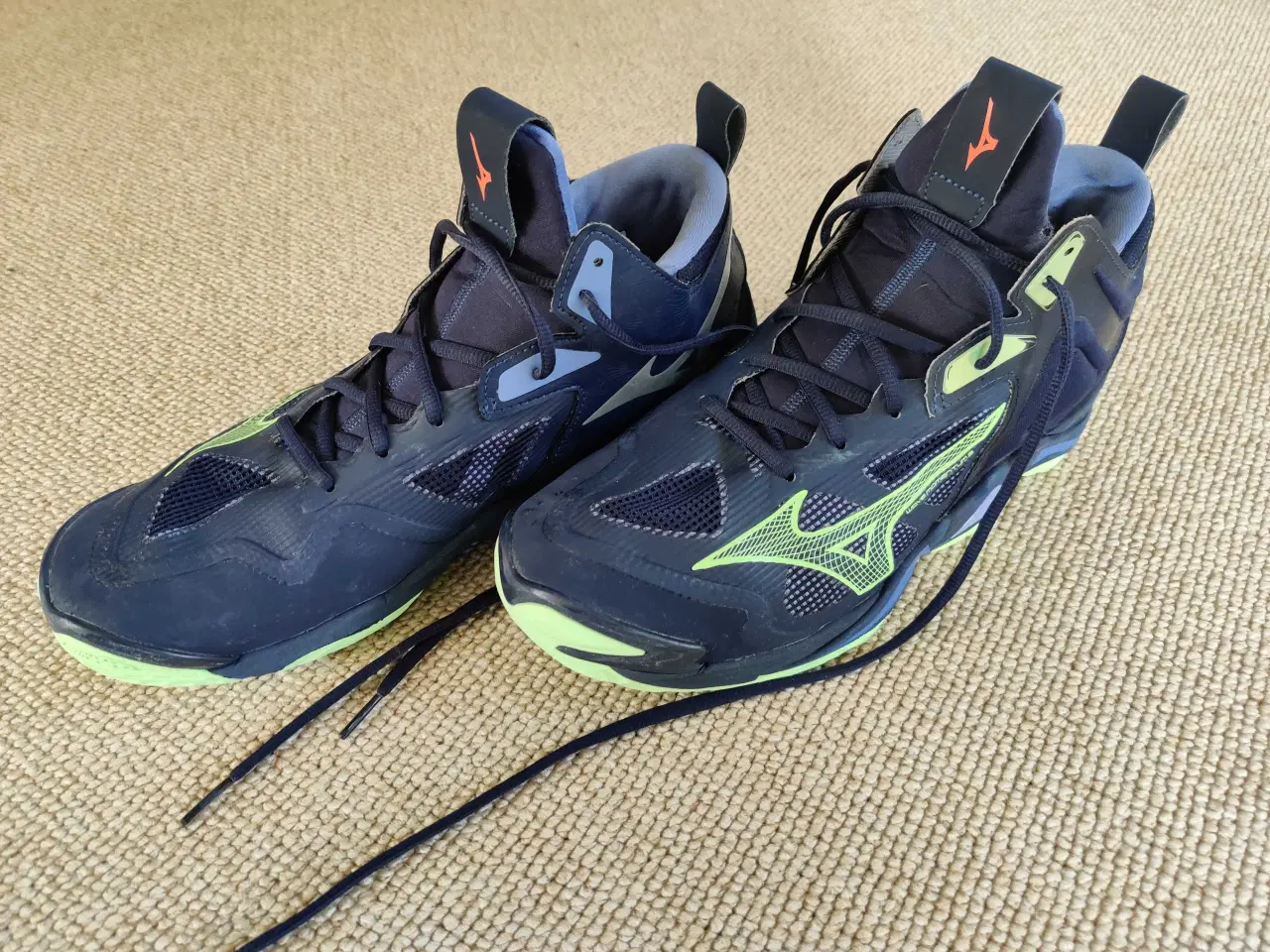 Billede 1 - Mizuno Wave Momentum 3 Mid str. 44,5