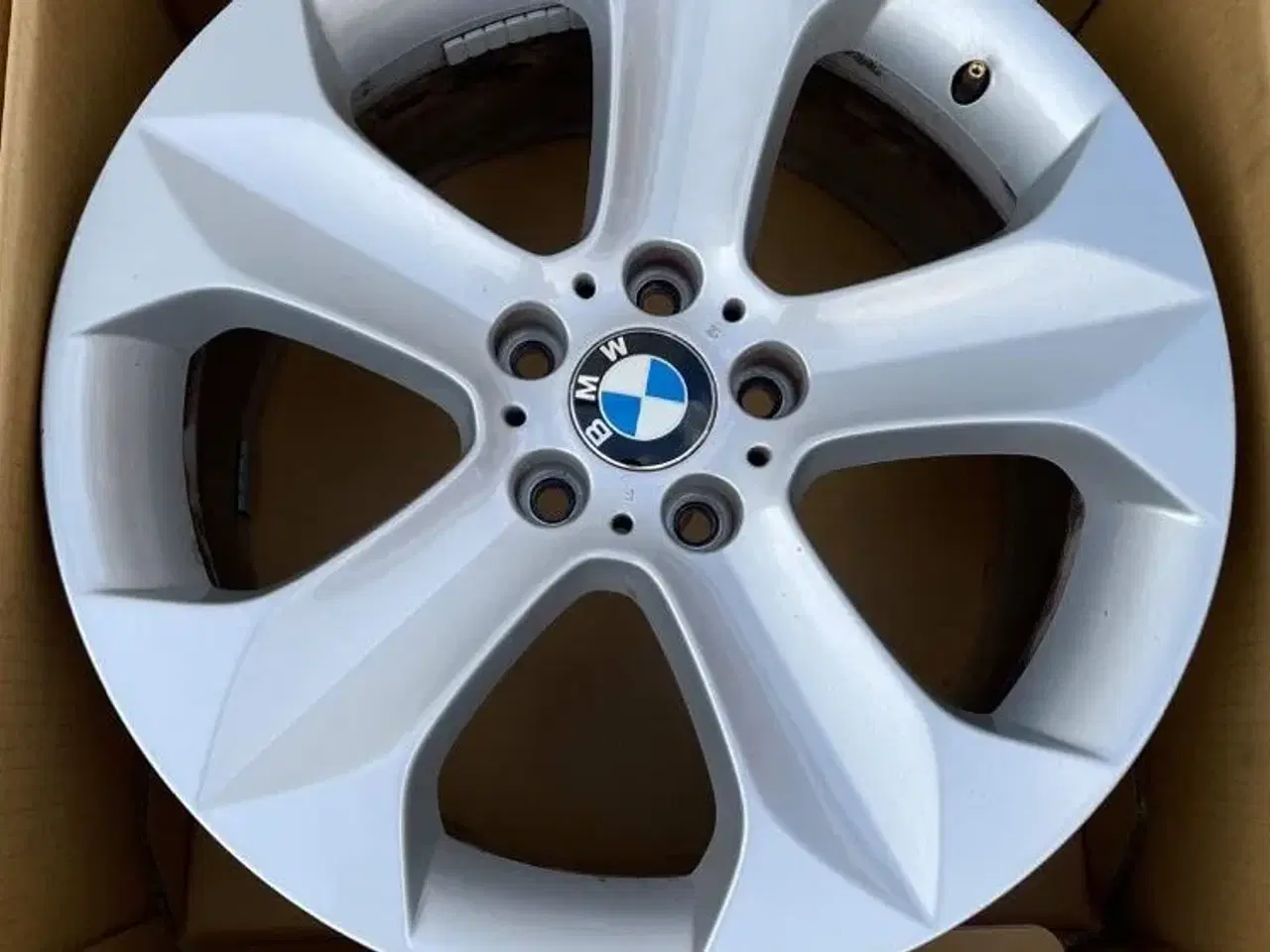 Billede 2 - BMW X6 fælge 19"