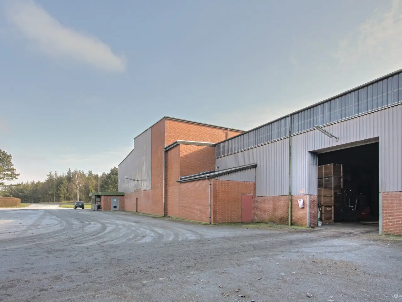 Billede 1 - 2.139 m2 Lager og Produktionslokale i Randers