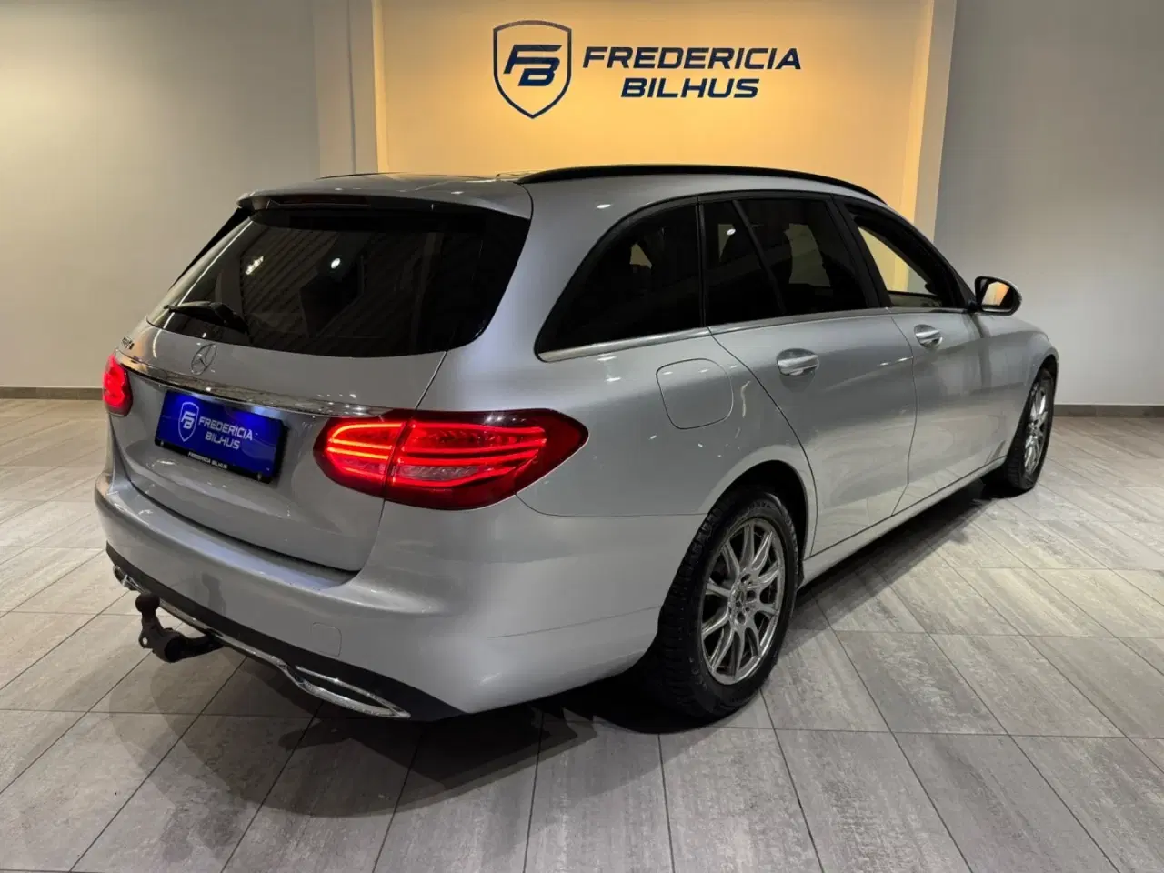 Billede 3 - Mercedes C220 d 2,2 Avantgarde stc. aut.