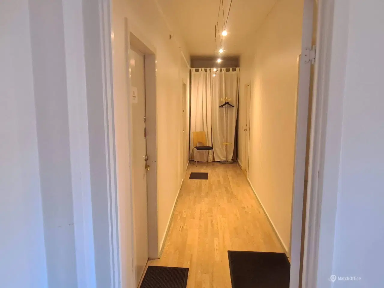 Billede 4 - 34 kvm lyst kontor i kontorfællesskab