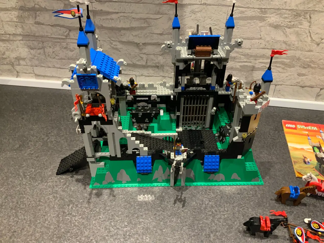 Billede 1 - Lego 6090 - royal knights castle 