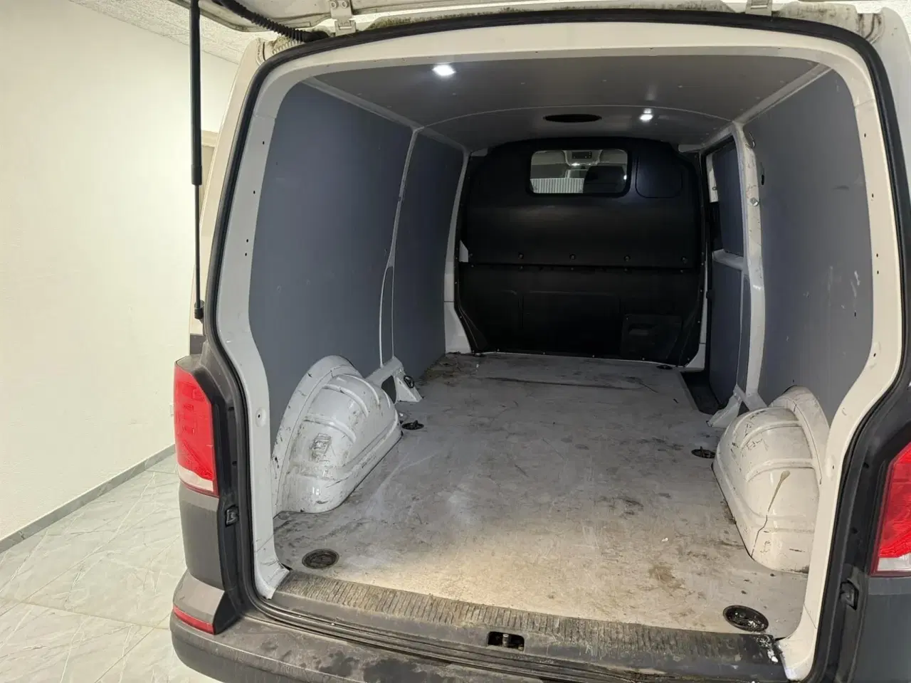 Billede 5 - VW Transporter Lang 2,0 TDI BMT 110HK Van