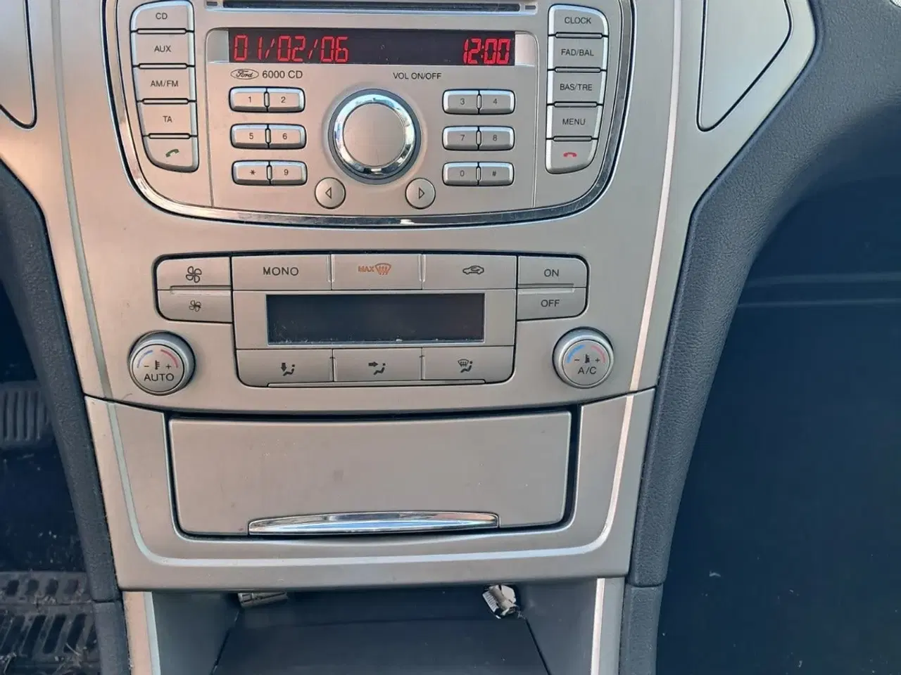 Billede 12 - Ford Mondeo 2,0 TDCi 130 Ambiente stc.