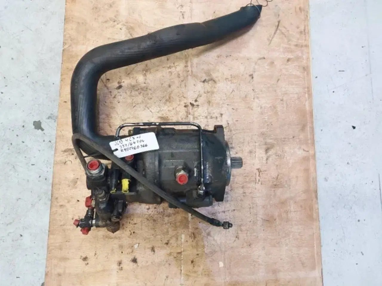 Billede 2 - JCB 4CX Oliepumpe 332/G4204 R902460366