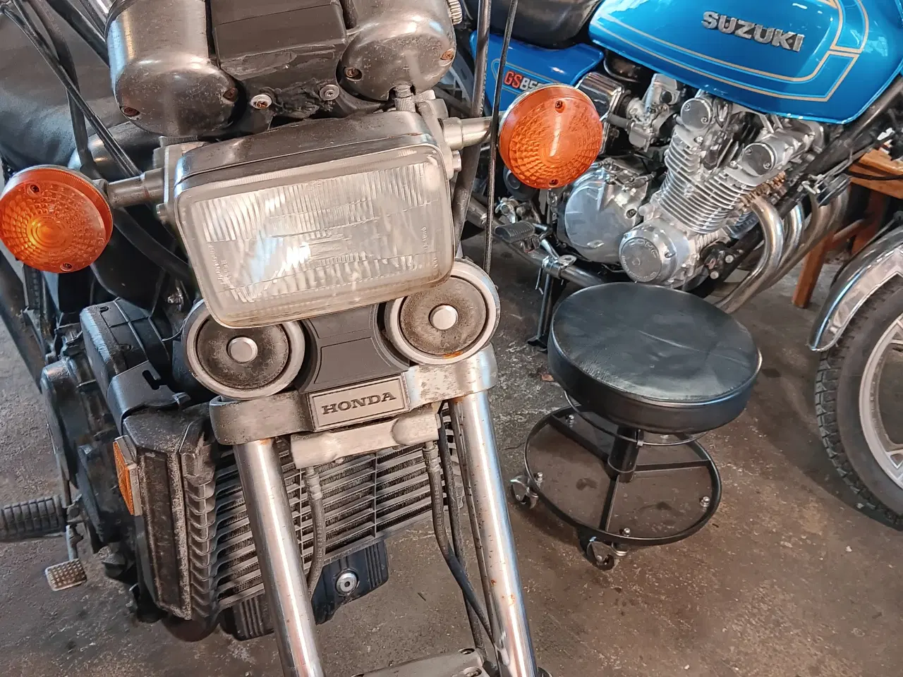 Billede 4 - Honda vf 700 magna