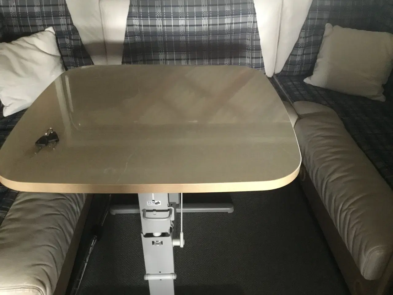 Billede 5 - Campingvogn Burstner premio comfort 490