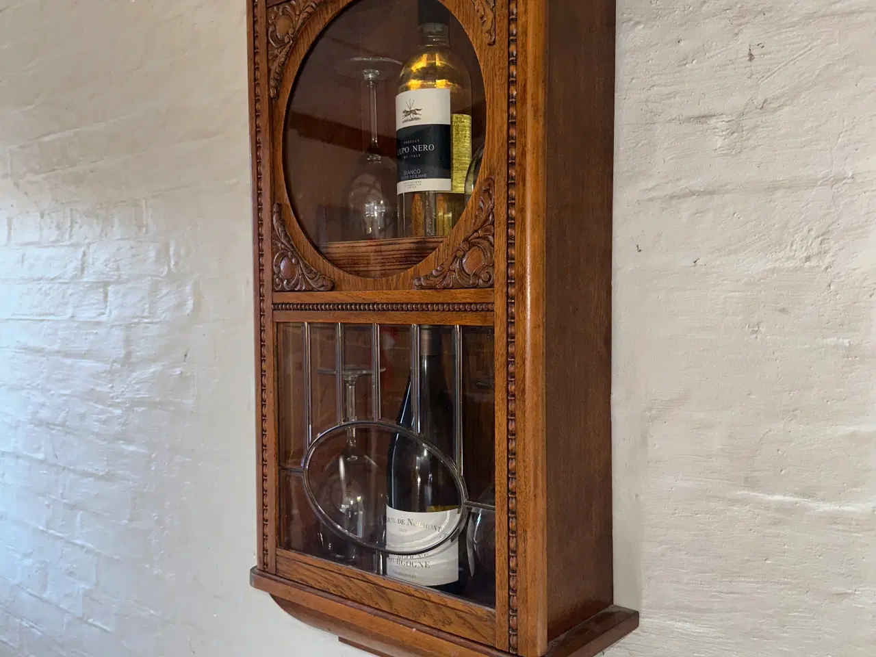 Billede 3 - Barskab, lavet af gammel vægur