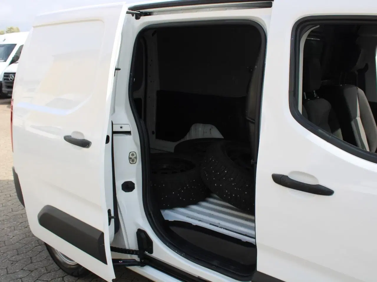 Billede 12 - Peugeot Partner 1,5 BlueHDi 100 L2V2 Plus Van