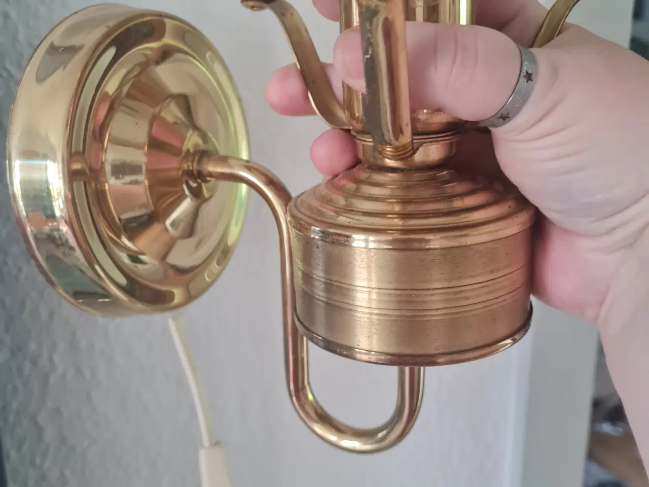Billede 4 - 2 væg lamper med glas skærm 