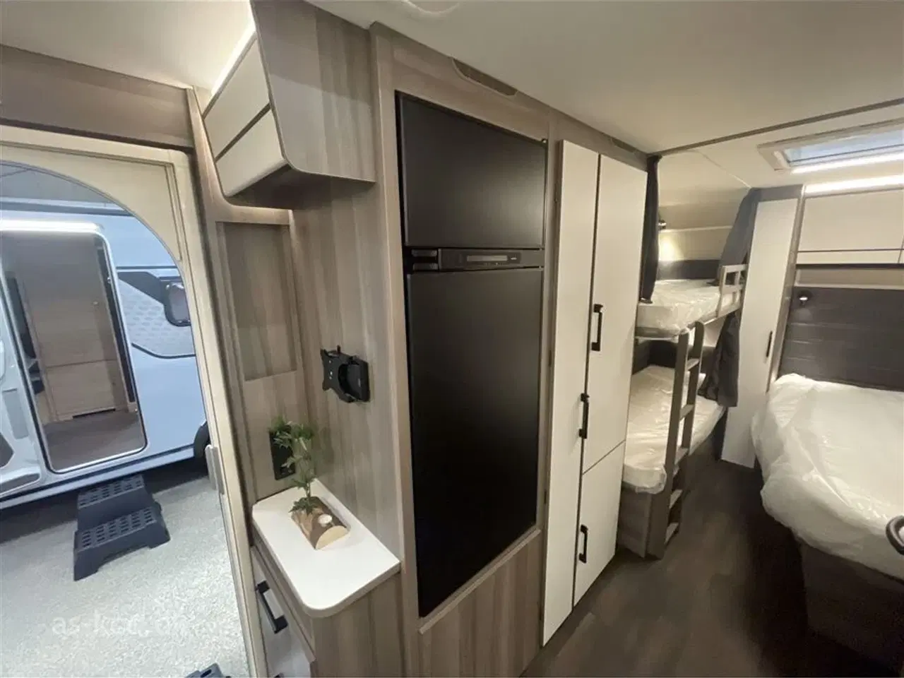 Billede 5 - 2026 - Kabe Estate 560 GLE B14