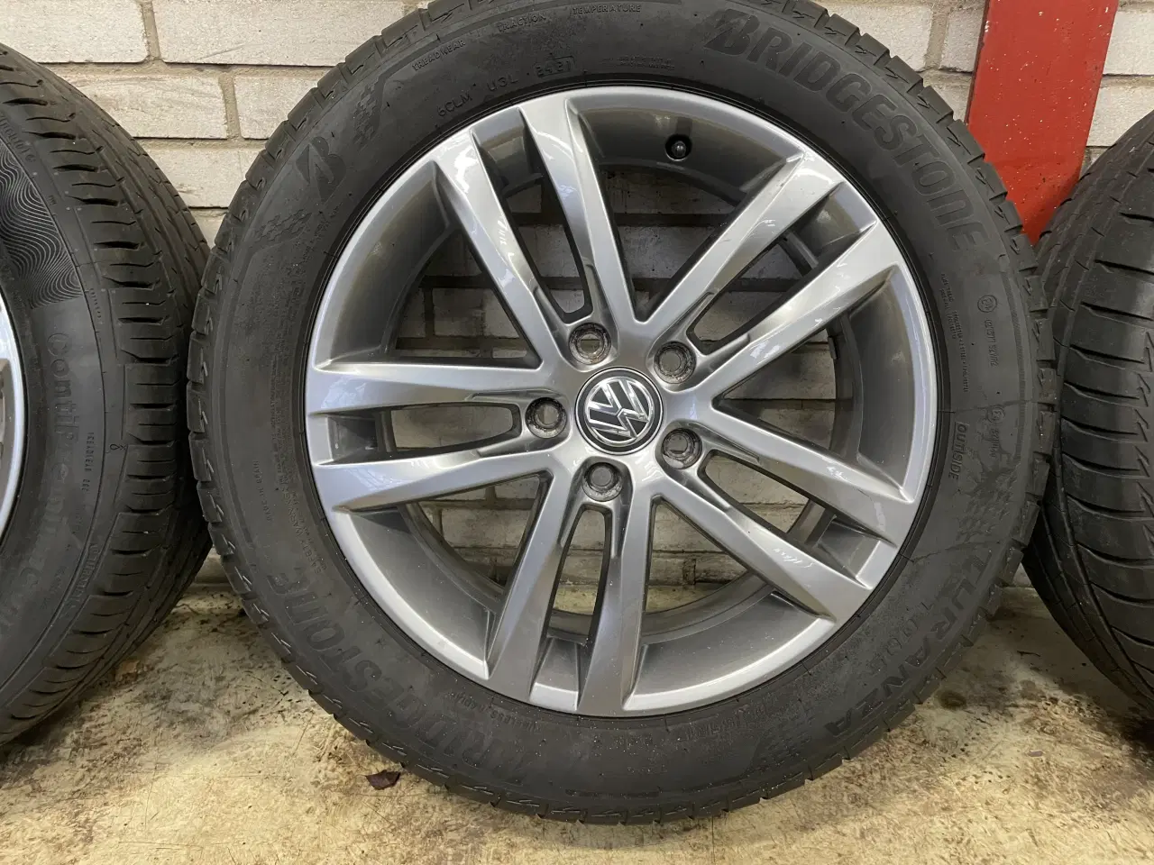 Billede 6 - 17 VW Passat 215/55r17 Ref.220 sommer