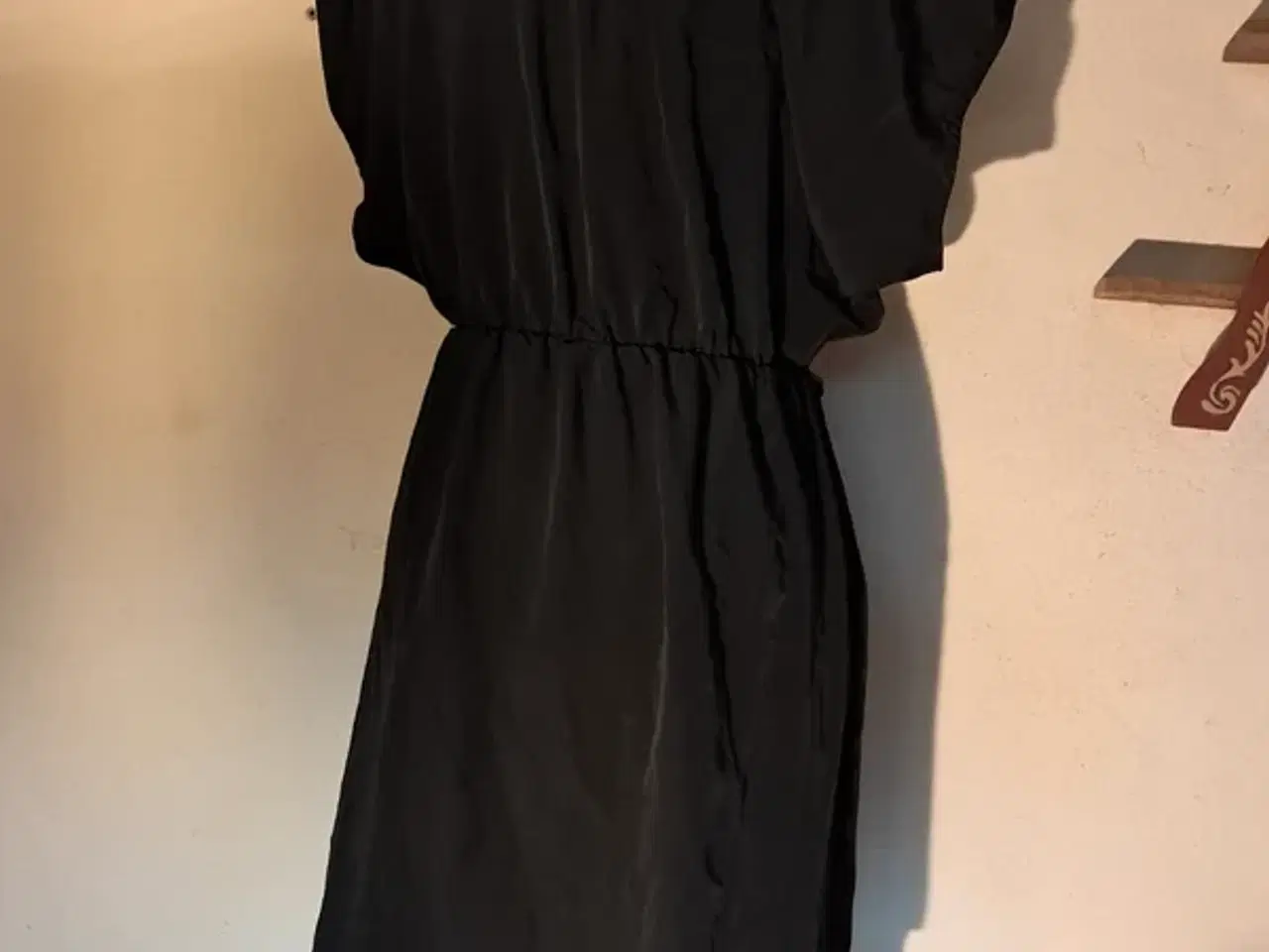 Billede 3 - H&M str. 36 kjole
