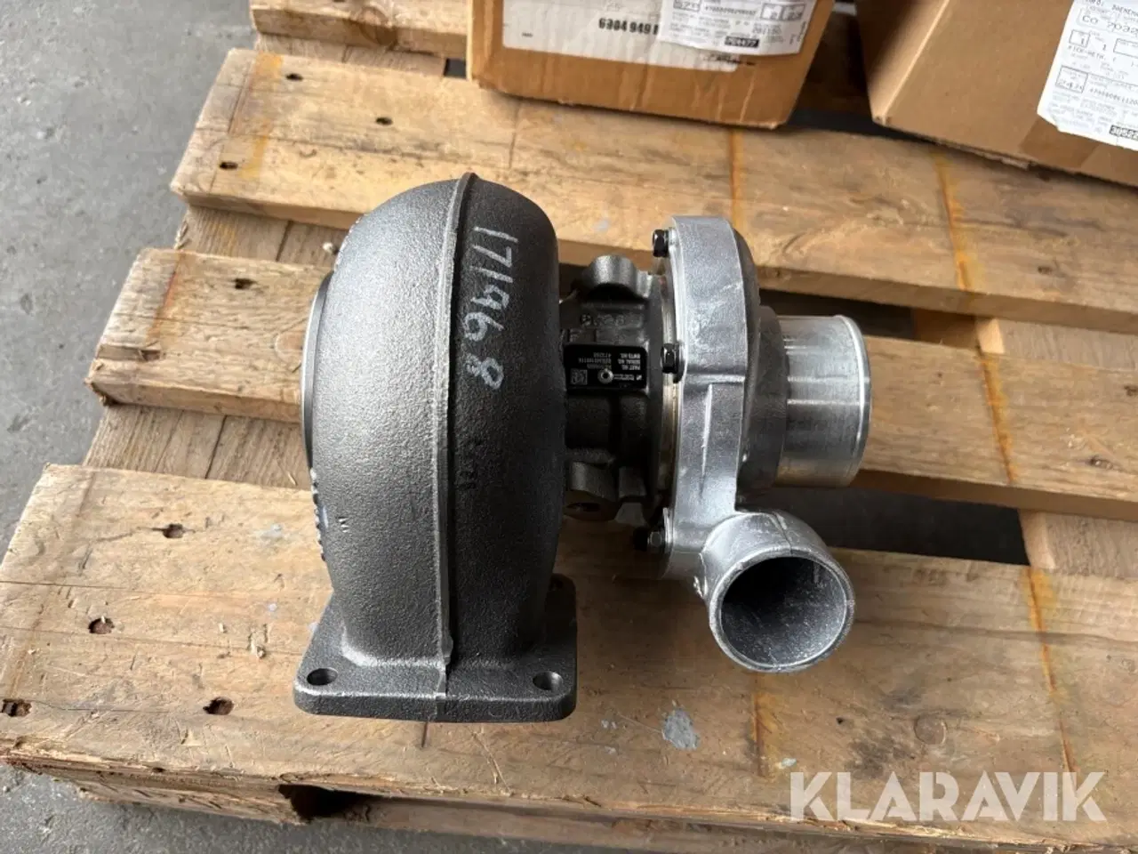 Billede 3 - Turbo, generator og brændstofpumpe John Deere og Stanadyne