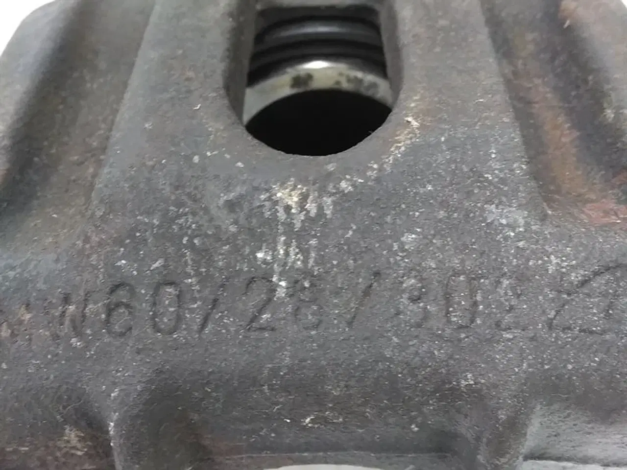 Billede 13 - Bremsekaliber sæt for C51297 BMW E32