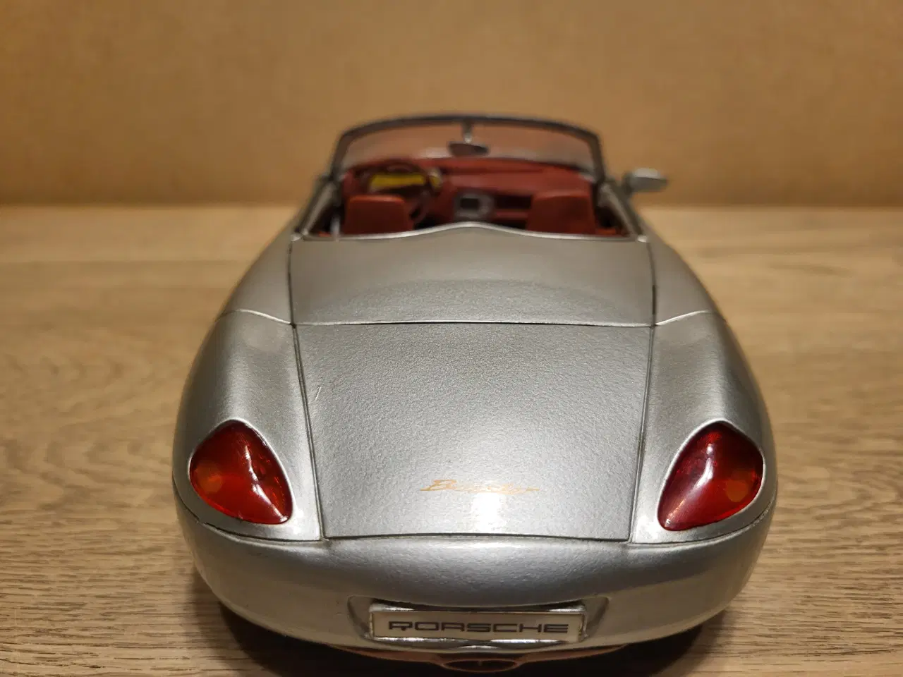 Billede 4 - Modelbil. Porsche Boxster (1998) Skala 1/18.