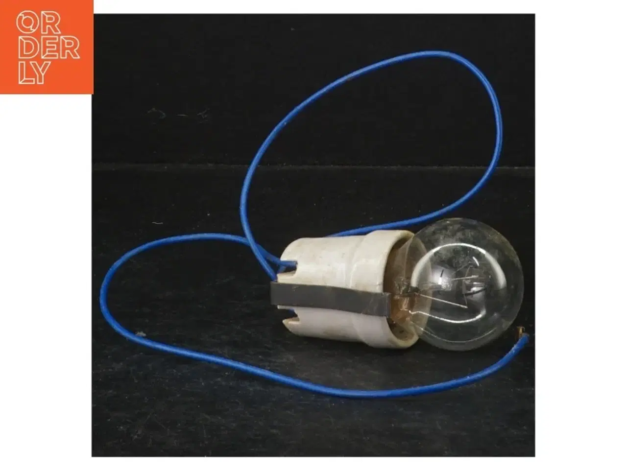 Billede 1 - Gammel lyspære med fatning og ledning