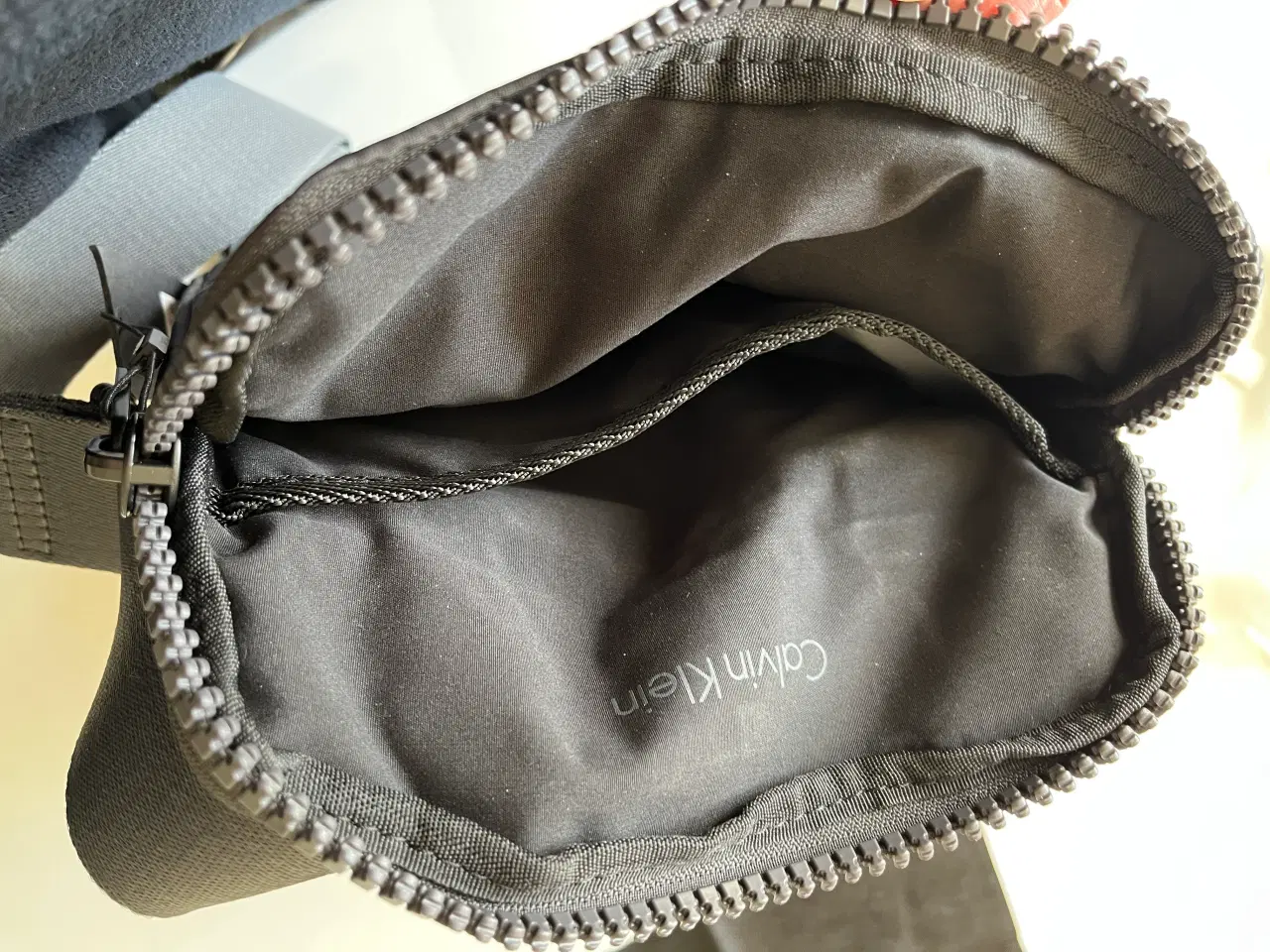 Billede 5 - Calvin Klein crossover taske