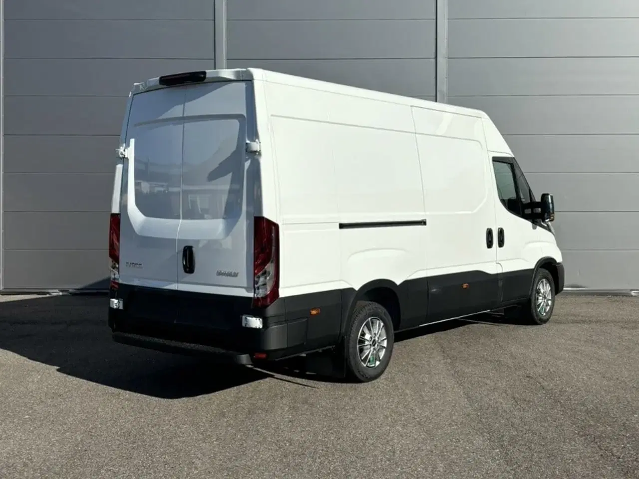 Billede 8 - Iveco Daily 3,0 35S18 12m³ Van AG8