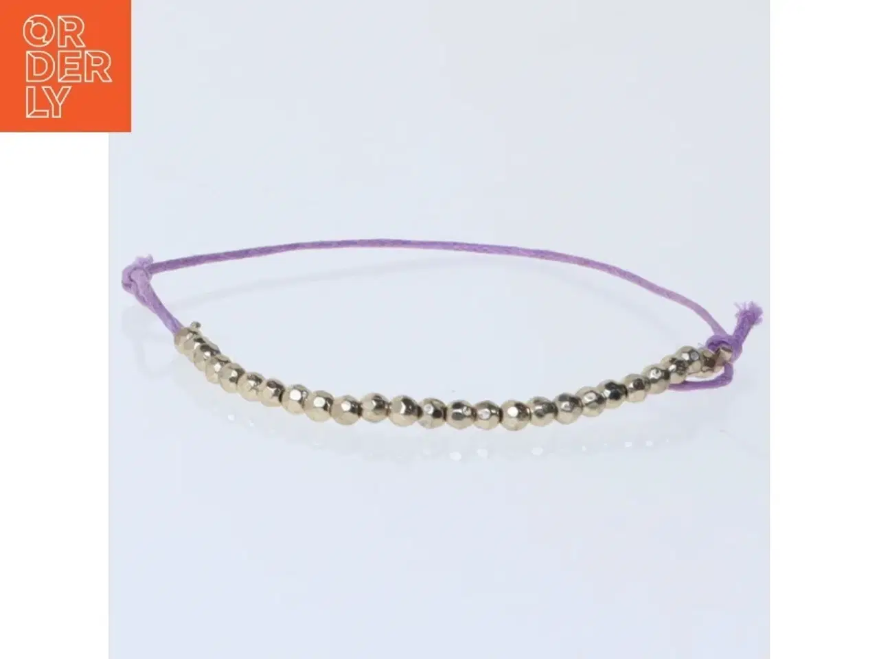 Billede 2 - Perlearmbånd med lilla snor (str. Ø 6,5 cm)