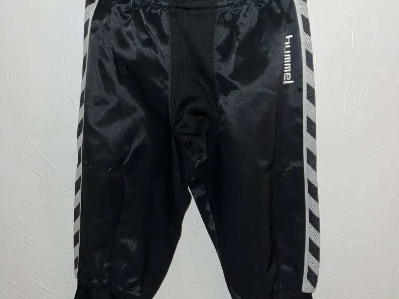 Billede 1 - Hummel fodboldknickers str. 164.