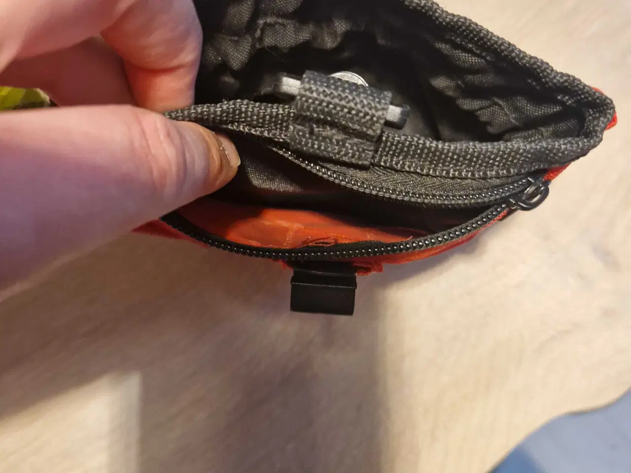 Billede 8 - Godbids taske I rød