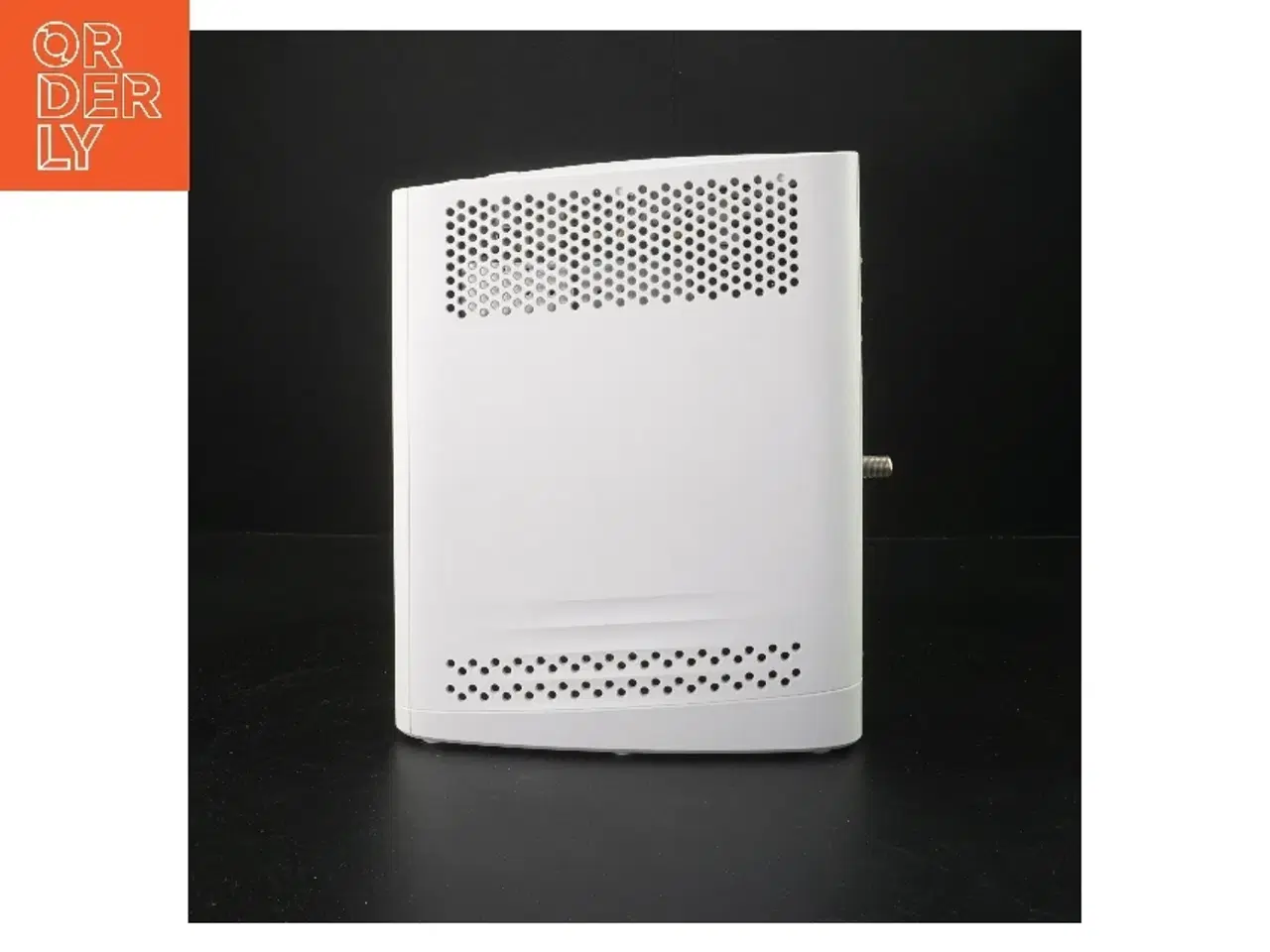 Billede 2 - Hvid Internet router fra Sagemcom (str. 23x20 cm)