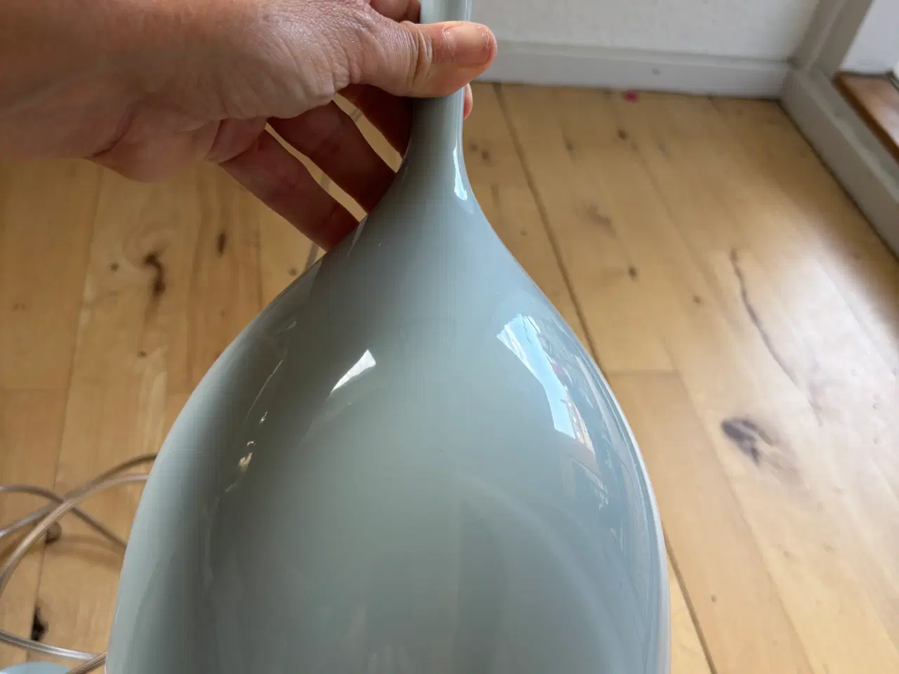 Billede 1 - Lyseblå køkkenlampe velholdt