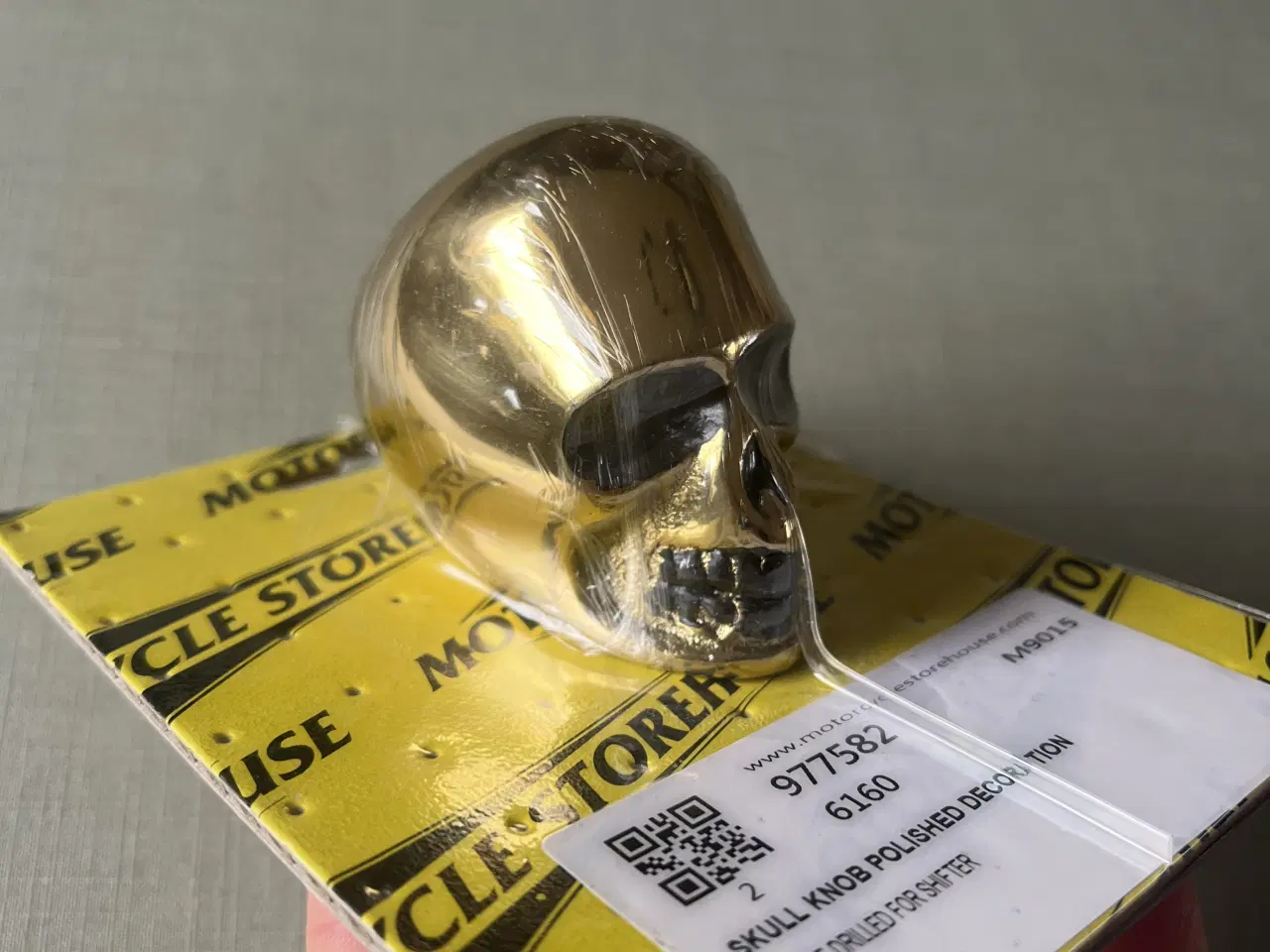 Billede 4 - Massiv messing skull til mc/bil