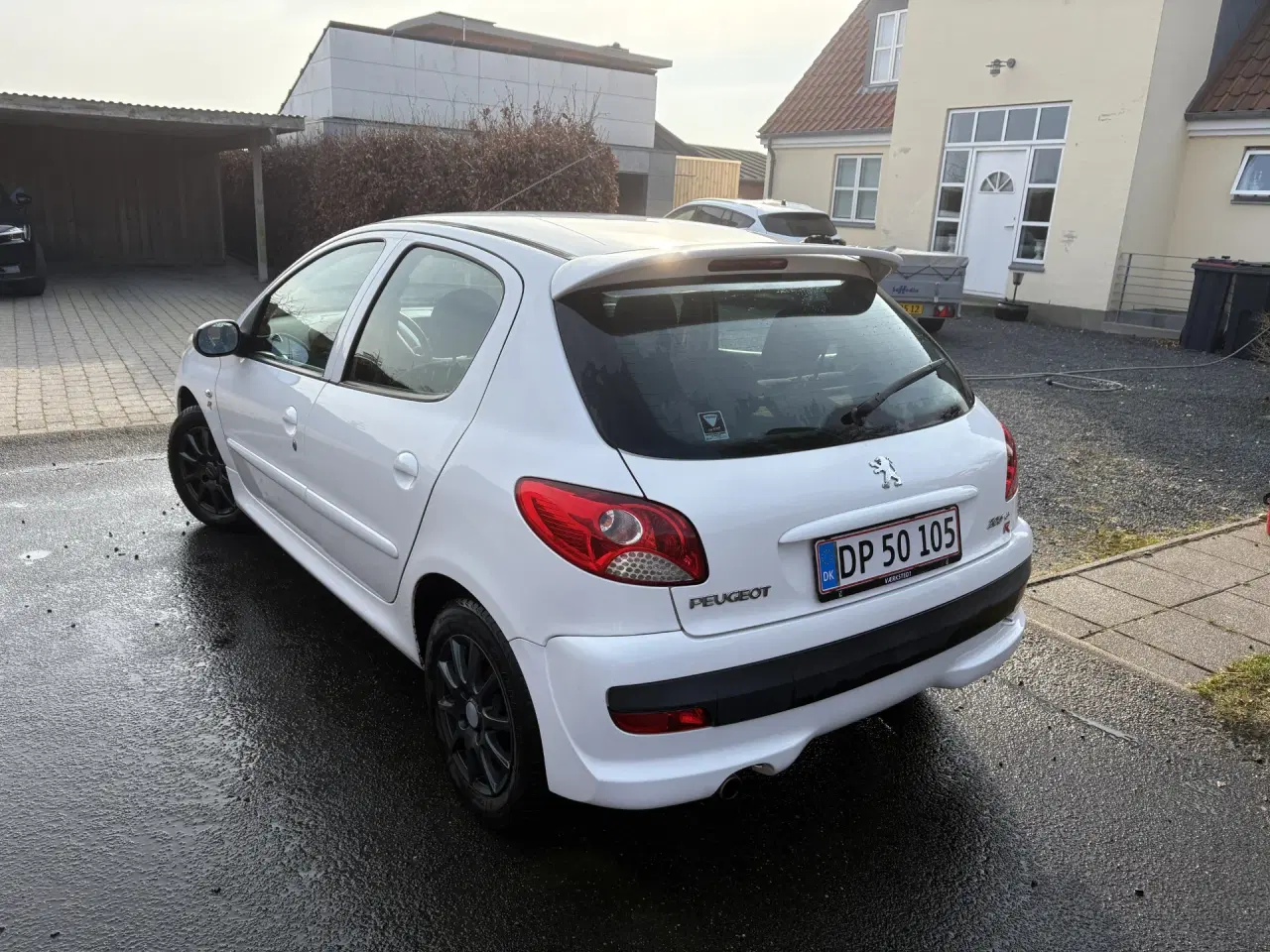 Billede 4 - Peugeot 206+ 1.4 Benzin R Edition 5D – 2010 – Hvid