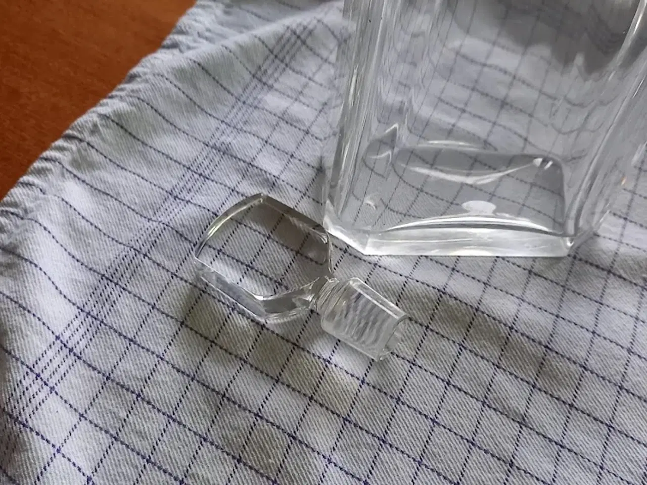 Billede 4 - 2 stk antikke glasvare