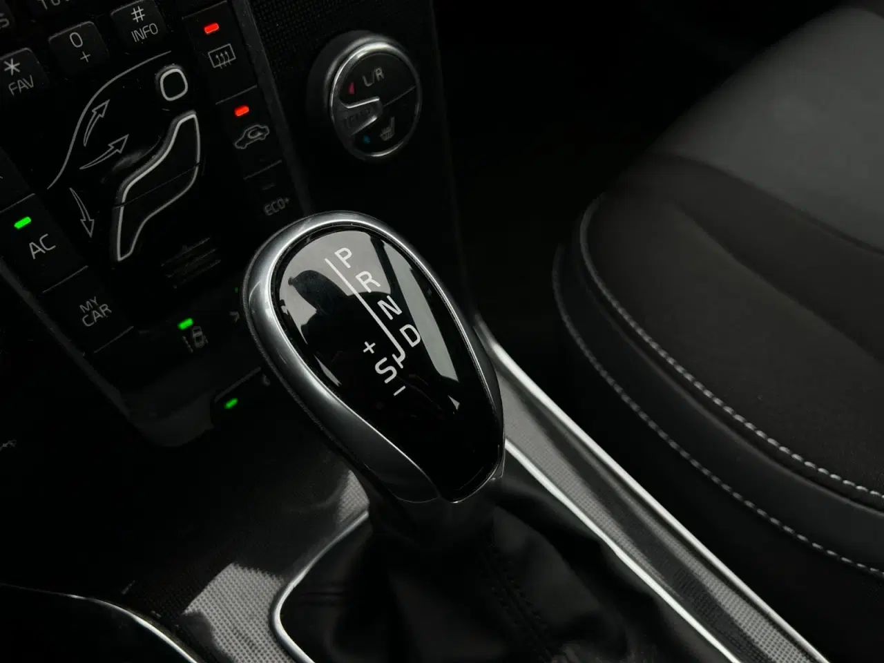 Billede 14 - Volvo V40 2,0 D2 120 Momentum aut.