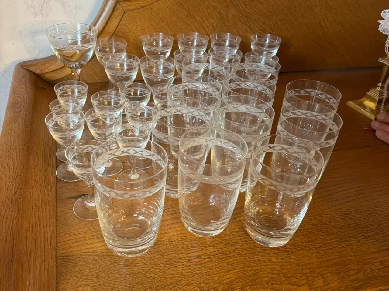 Billede 1 - Ejbyglas sælges 