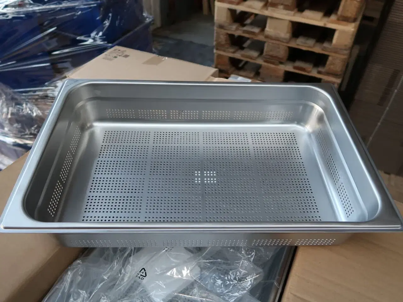 Billede 1 - 6 stk. perforeret gastrobakker FOODPAN PF