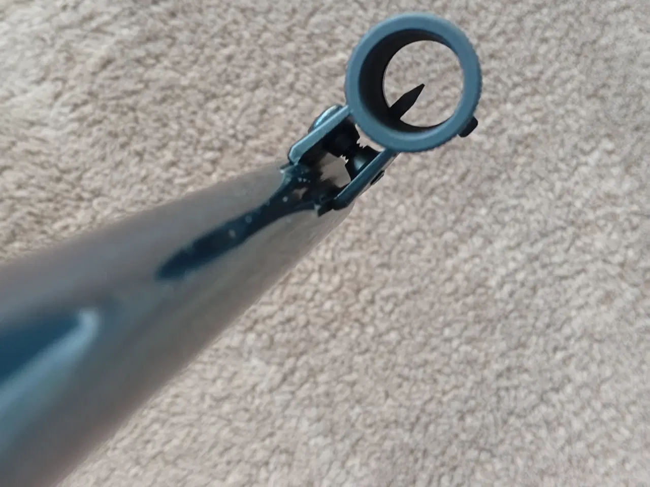 Billede 9 - Over 100 års erfaring er samlet i denne riffel.