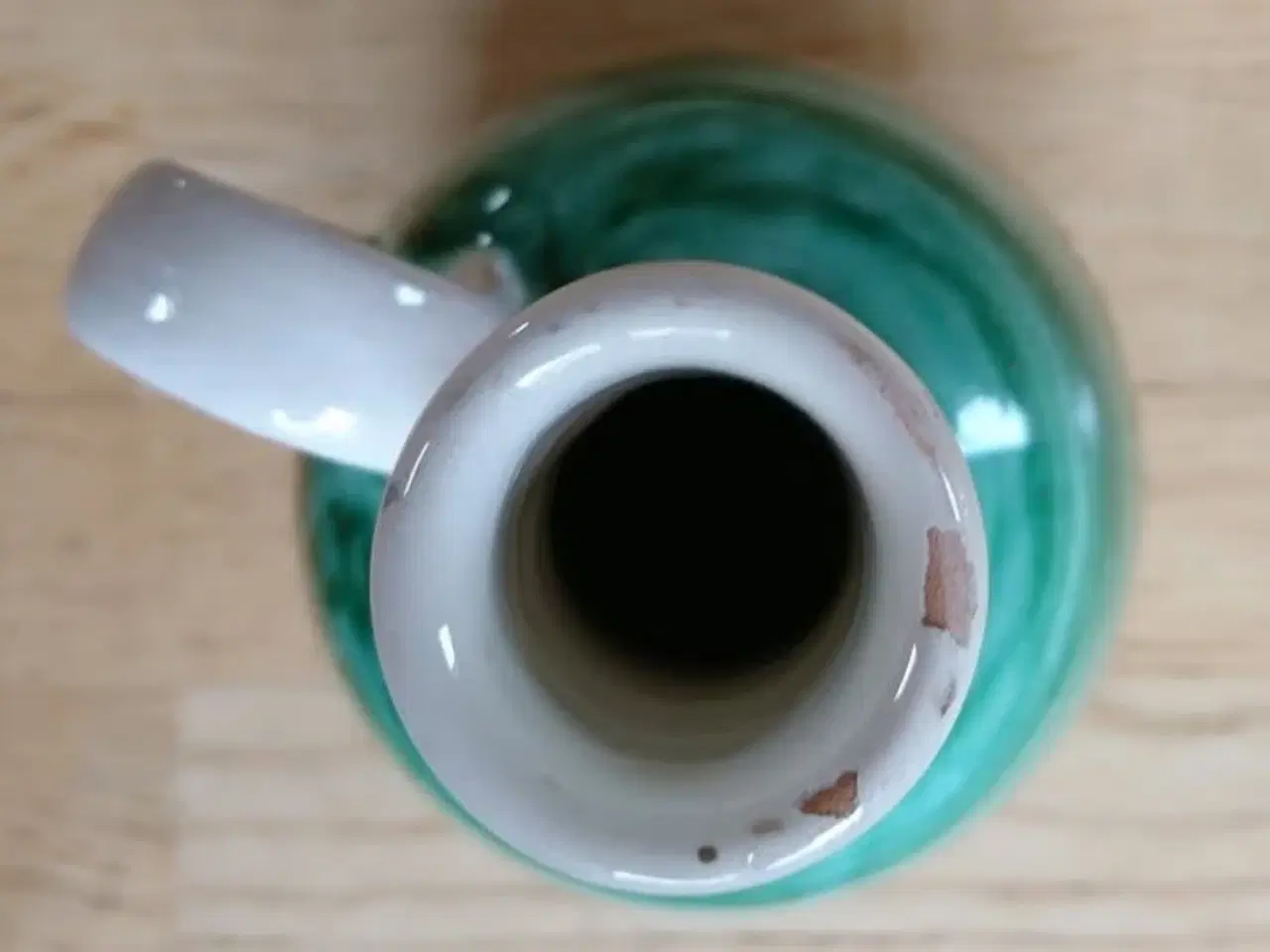 Billede 4 - Haunsø keramik vase med dyremotiv og hank