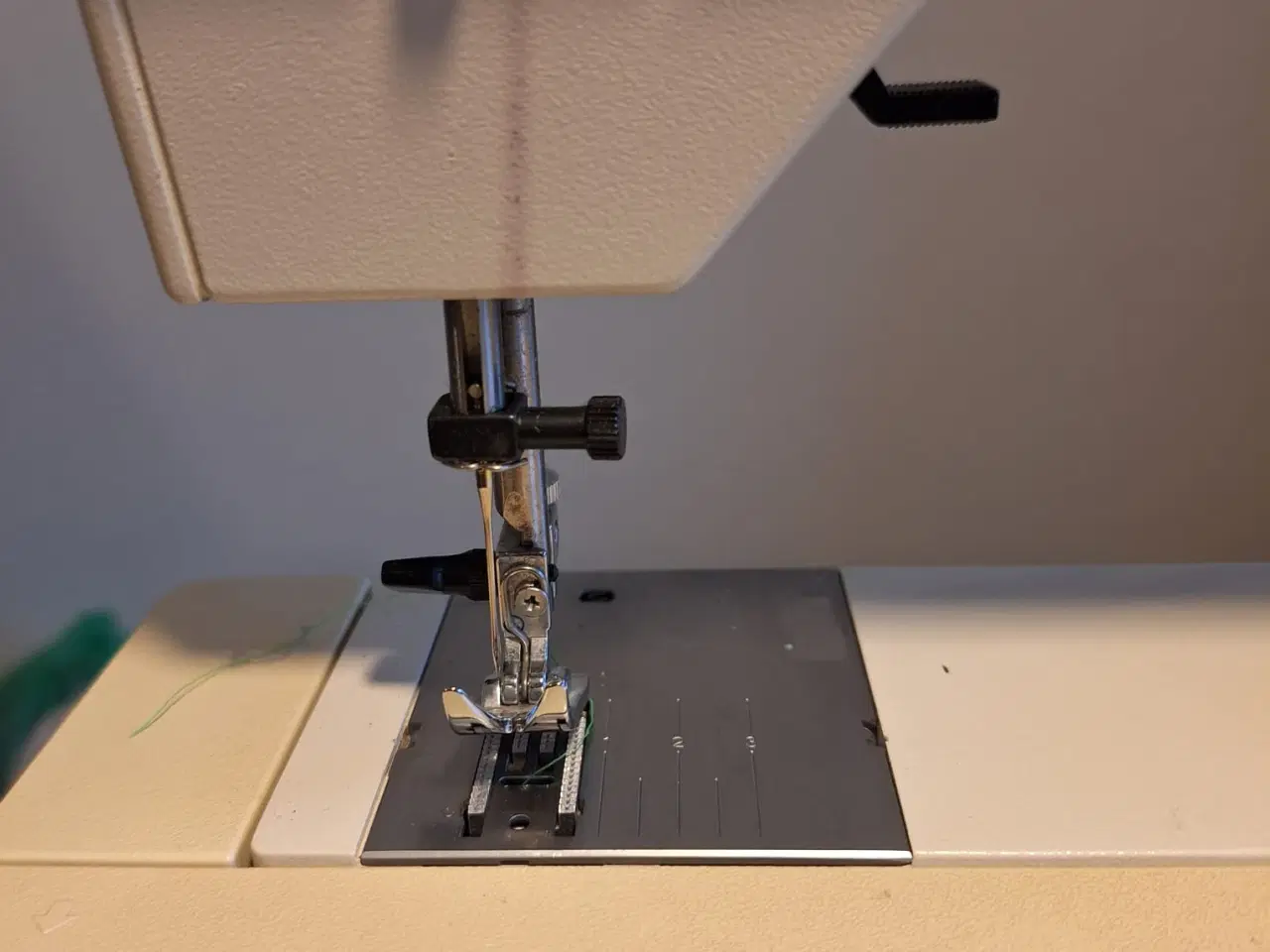 Billede 4 - Pfaff Tipmatic 1027 symaskine med tilbehør
