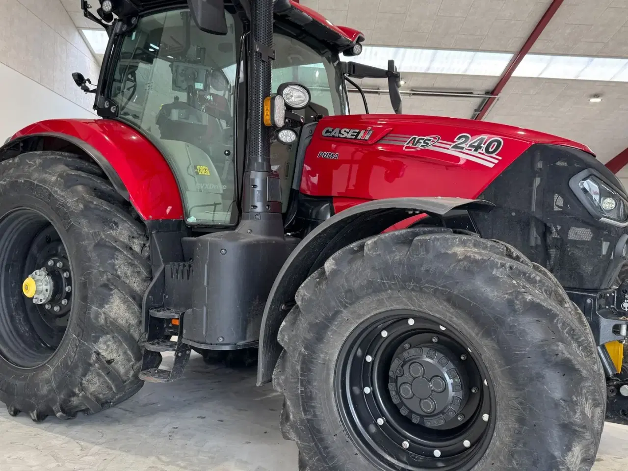 Billede 7 - Case IH PUMA 240 CVXDRIVE ALT I UDSTYR! KUN 800 TIMER OG MED TRIMBLE GPS!