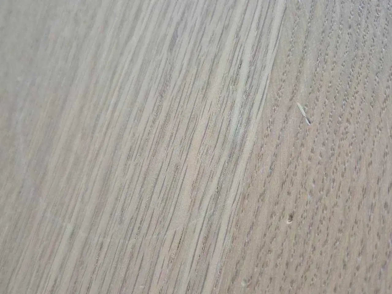 Billede 4 - Gratis Ikea Bekant skrivebord 