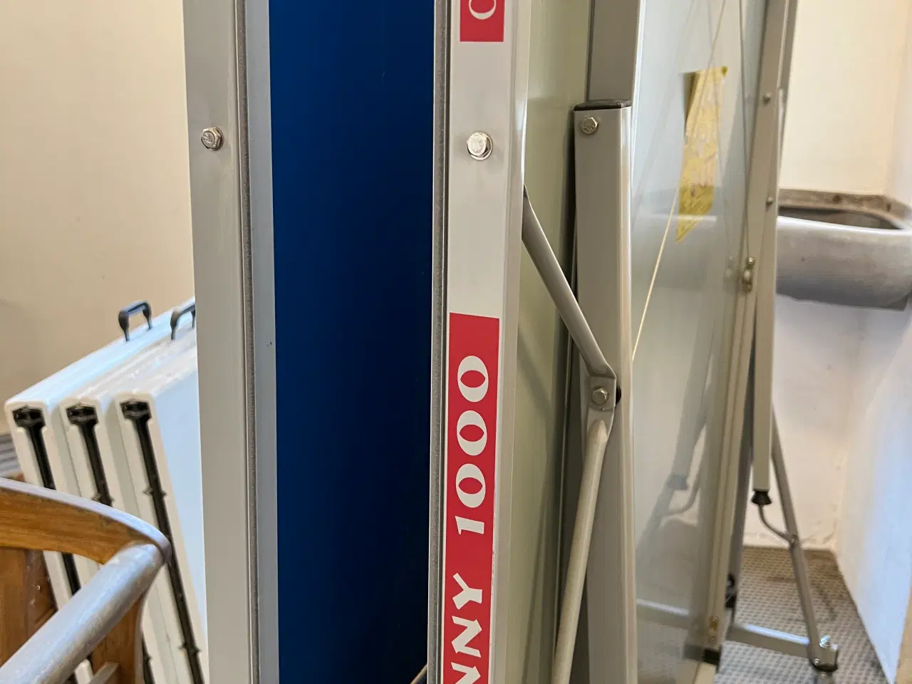 Billede 2 - Udendørs bordtennisbord med 100 bolde og 4 bats