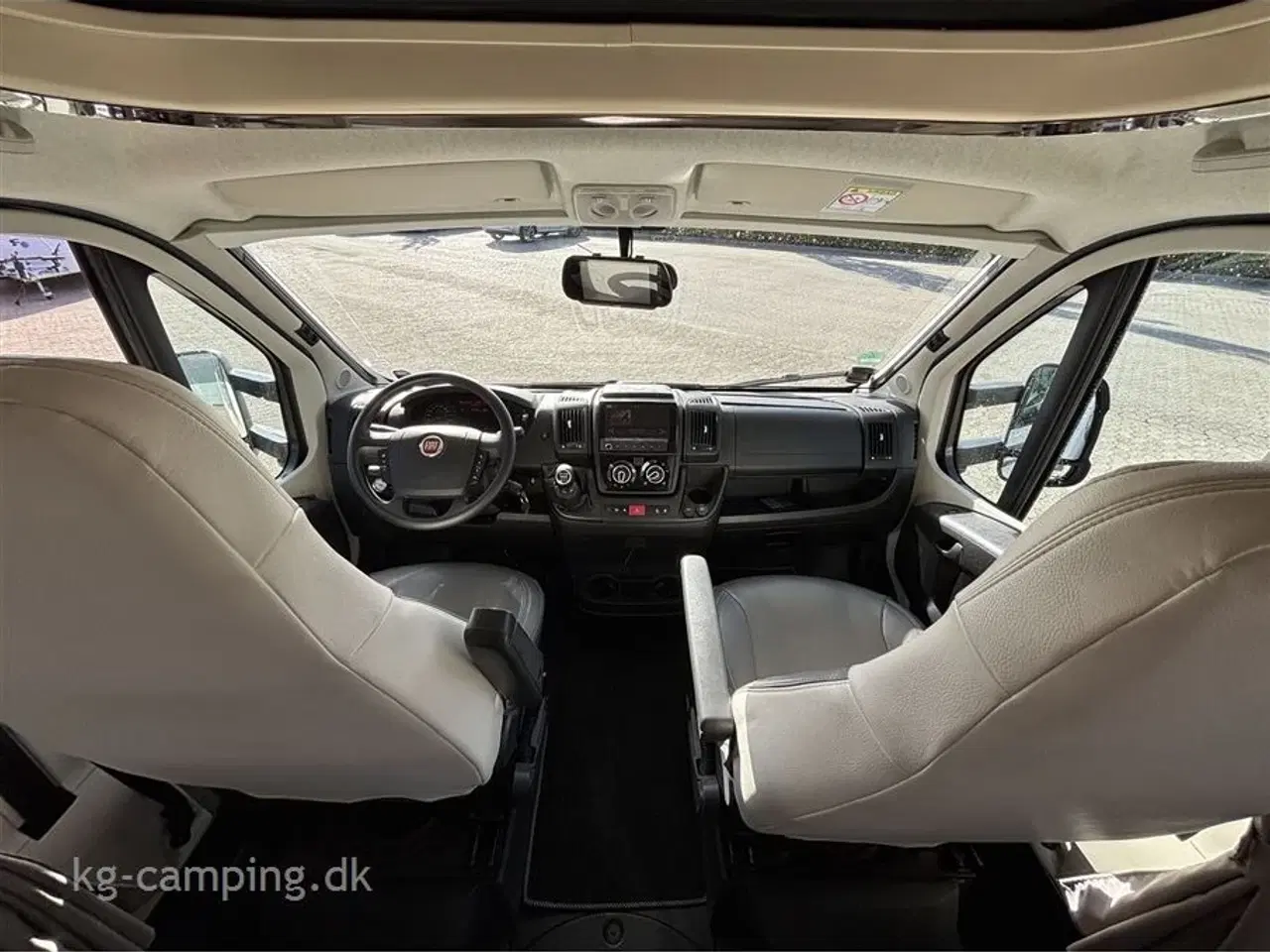 Billede 14 - 2021 - Chausson First Line C717   Rummelig familiecamper med masser af komfort!