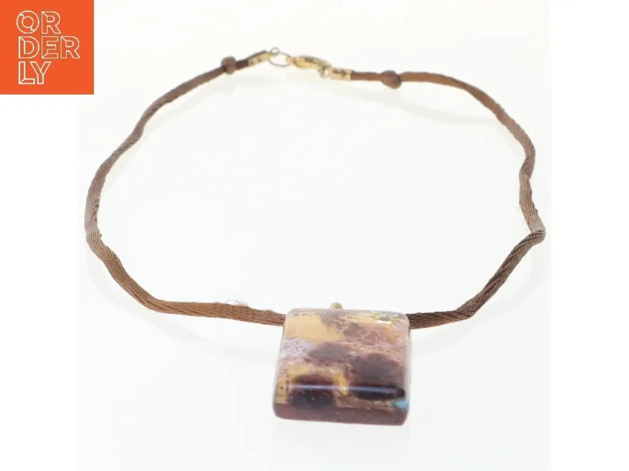 Billede 2 - Halskæde med rektangulært vedhæng (str. 50 cm)