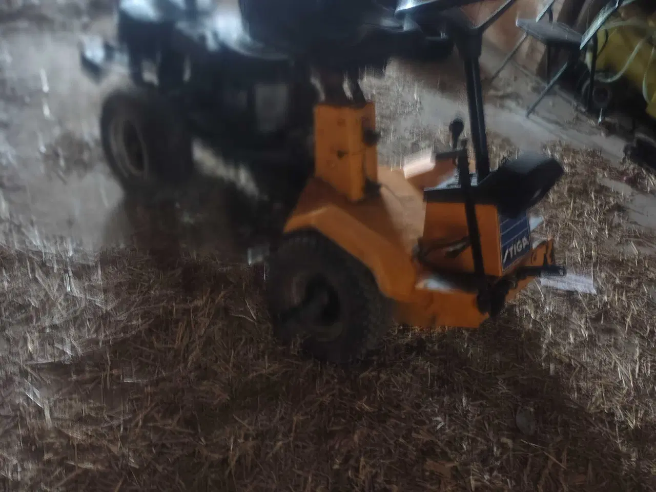 Billede 2 - Stiga Park med aluminium skærebord