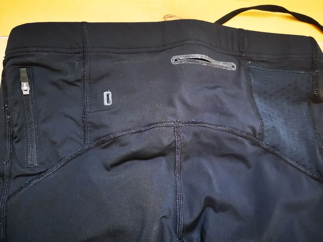 Billede 2 - 2XU Compression Tights sælges