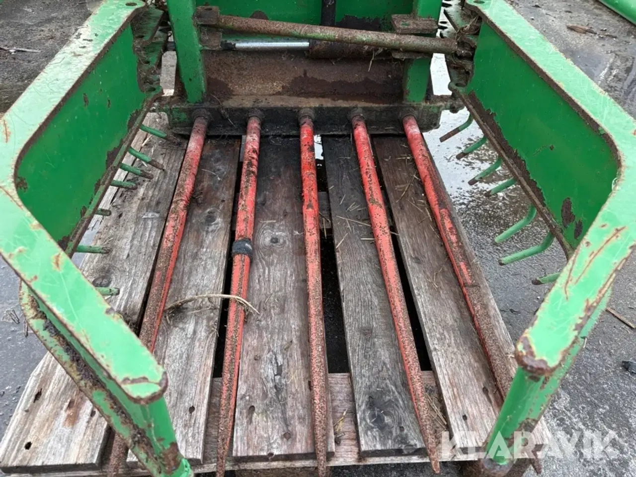 Billede 11 - Lot: halmopsamler og halmrive Aalborg maskinfabrik Opsamler og HRS 13 2 maskiner